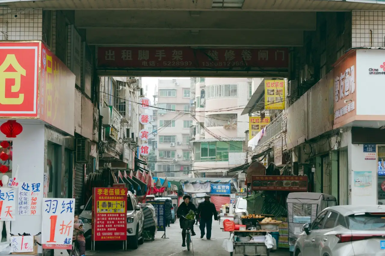 沙坪坝区童月依百货早教拼图系列产品技术优势解析